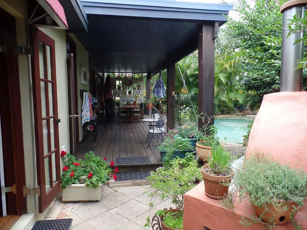 Hilltop B&B Buderim 4*,  Australia